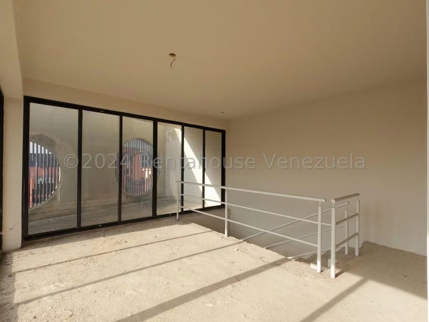 Apartamento (Multiples Niveles) en Venta en Triangulo del Este, Lara - 18
