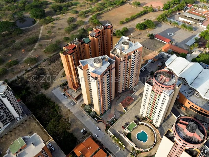 Apartamento (Multiples Niveles) en Venta en Triangulo del Este, Lara - 20