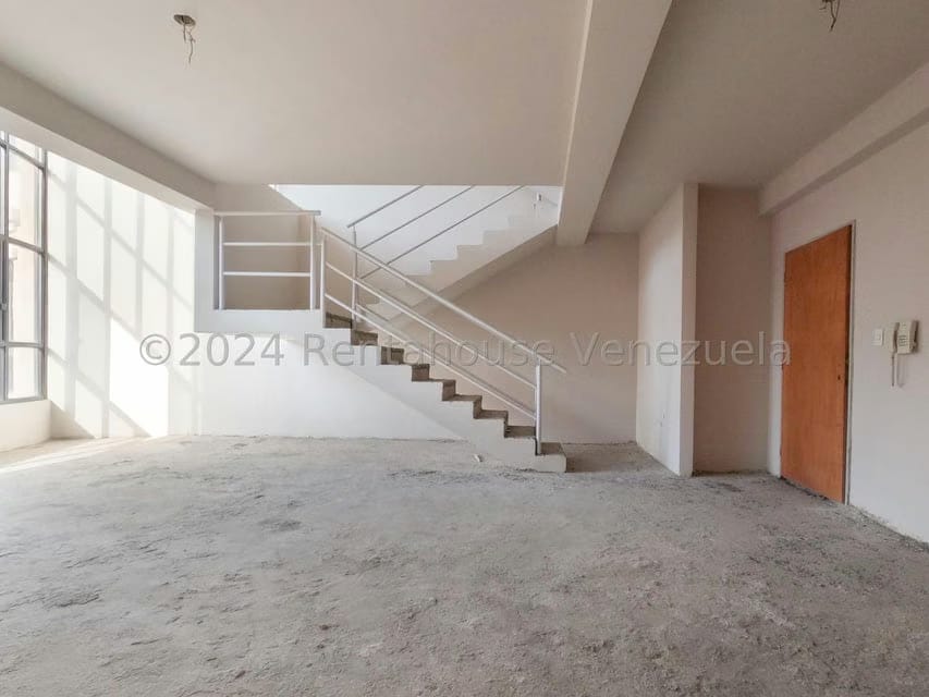 Apartamento (Multiples Niveles) en Venta en Triangulo del Este, Lara - 3