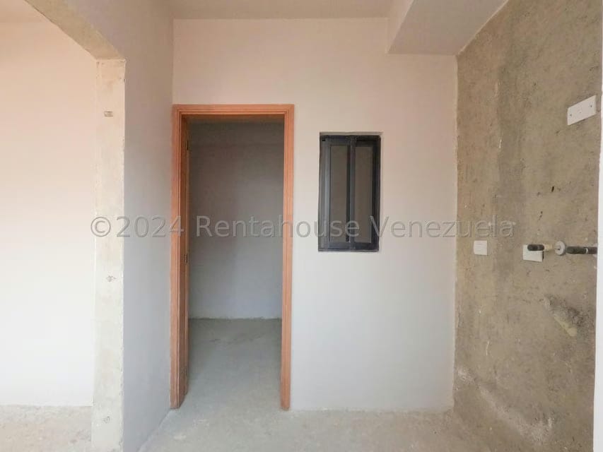 Apartamento (Multiples Niveles) en Venta en Triangulo del Este, Lara - 8