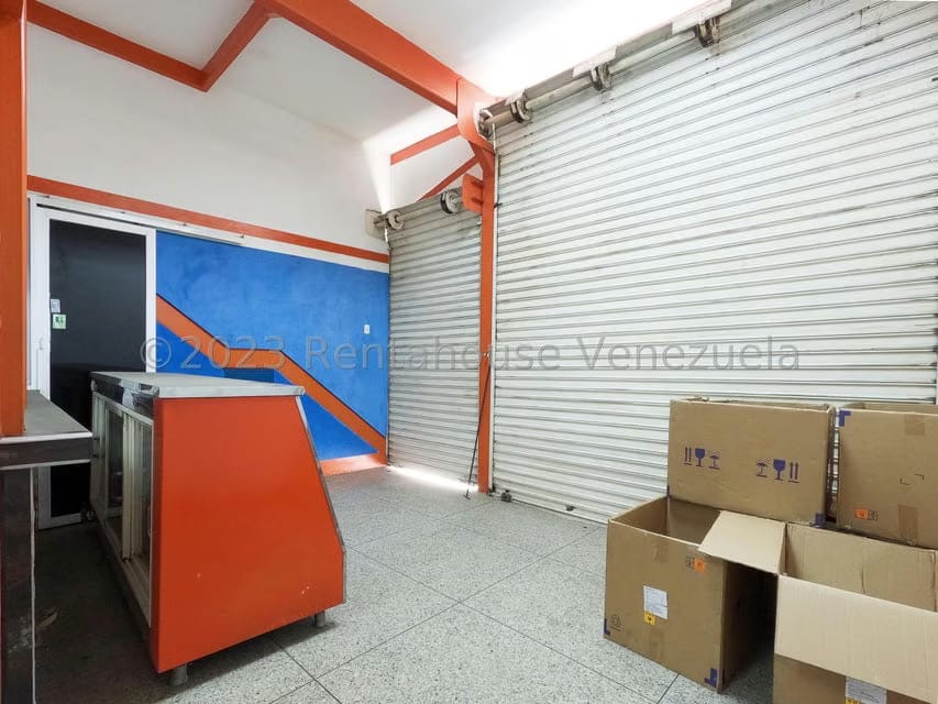 Comercial (Local Comercial) en Alquiler en Zona Este, Lara - 13