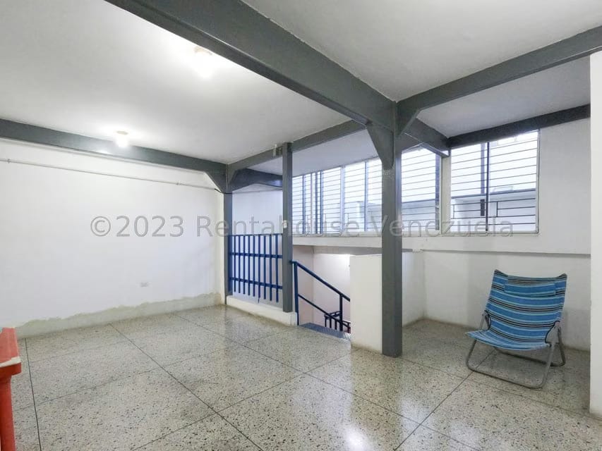 Comercial (Local Comercial) en Alquiler en Zona Este, Lara - 25