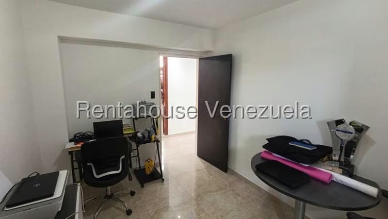 Apartamento (1 Nivel) en Venta en El Paraiso, Distrito Metropolitano - 12