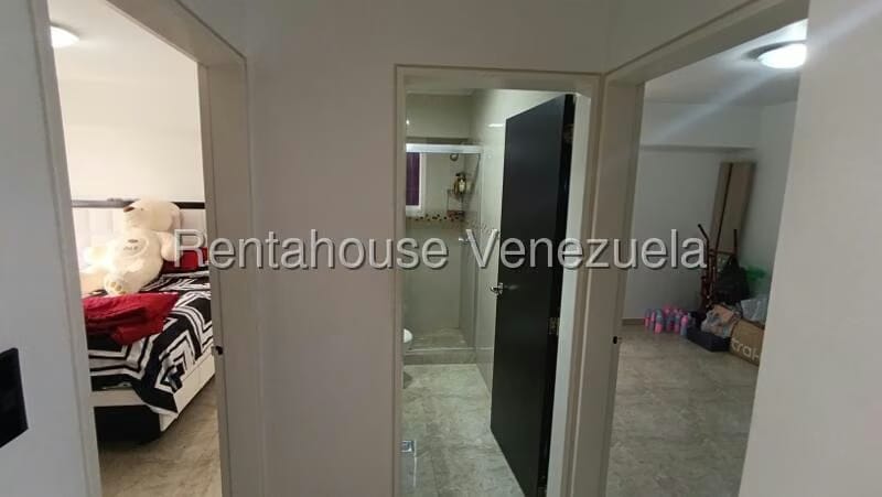 Apartamento (1 Nivel) en Venta en El Paraiso, Distrito Metropolitano - 23
