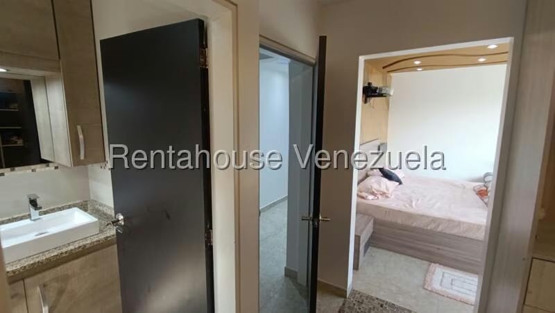 Apartamento (1 Nivel) en Venta en El Paraiso, Distrito Metropolitano - 34