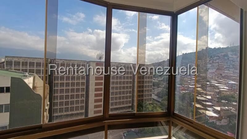 Apartamento (1 Nivel) en Venta en El Paraiso, Distrito Metropolitano - 40