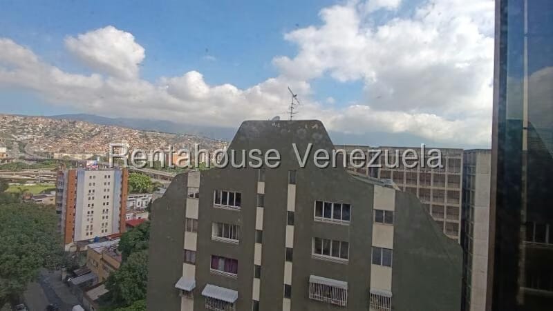 Apartamento (1 Nivel) en Venta en El Paraiso, Distrito Metropolitano - 50