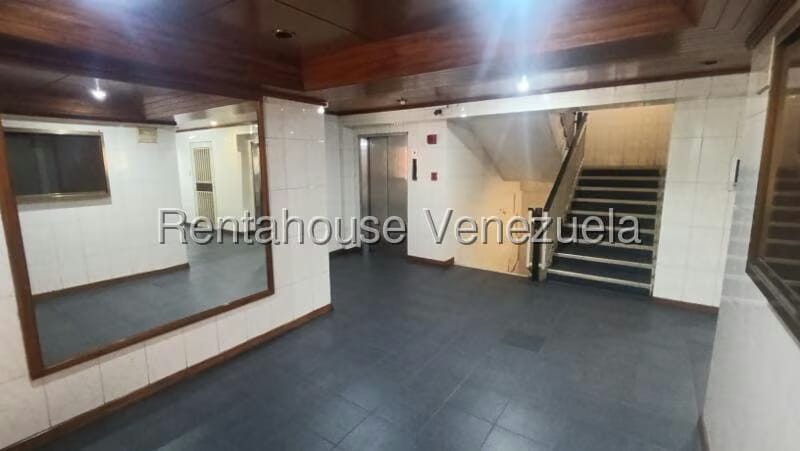 Apartamento (1 Nivel) en Venta en El Paraiso, Distrito Metropolitano - 6