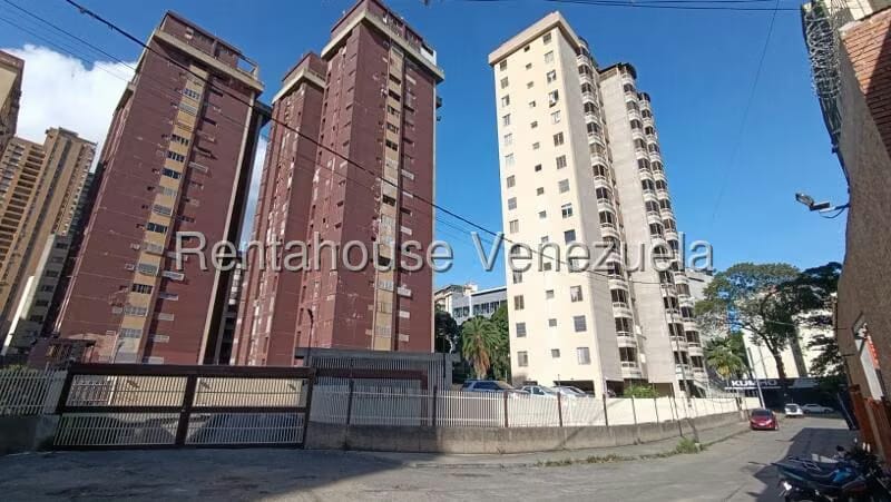 Apartamento (1 Nivel) en Venta en El Paraiso, Distrito Metropolitano - 85