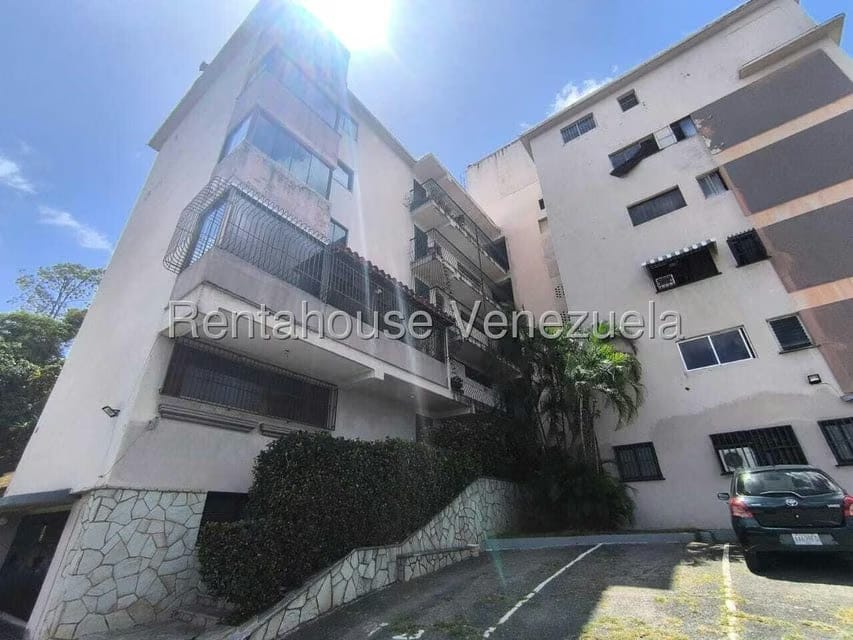 Apartamento (1 Nivel) en Alquiler en Colinas de Bello Monte, Distrito Metropolitano