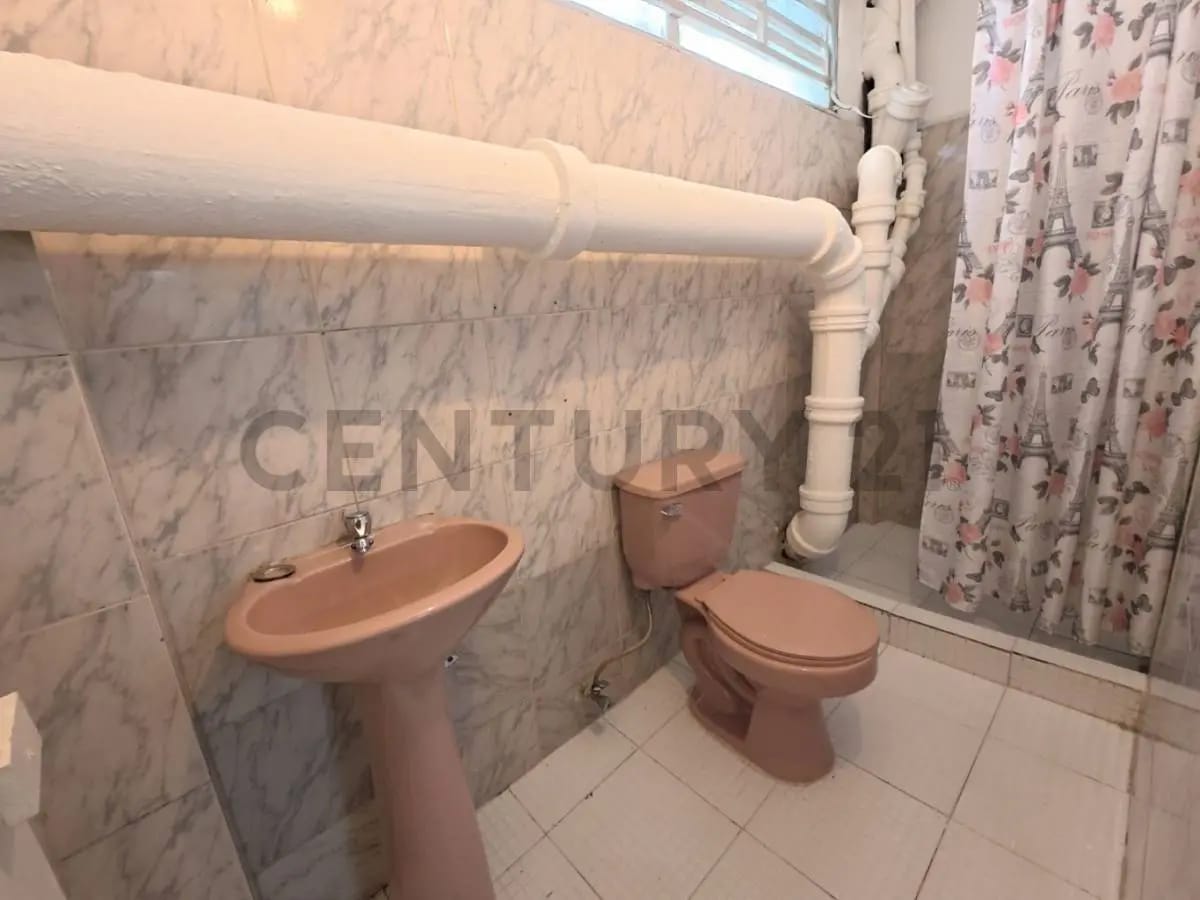 Local Comercial en Alquiler de Sabana Grande Caracas - 12