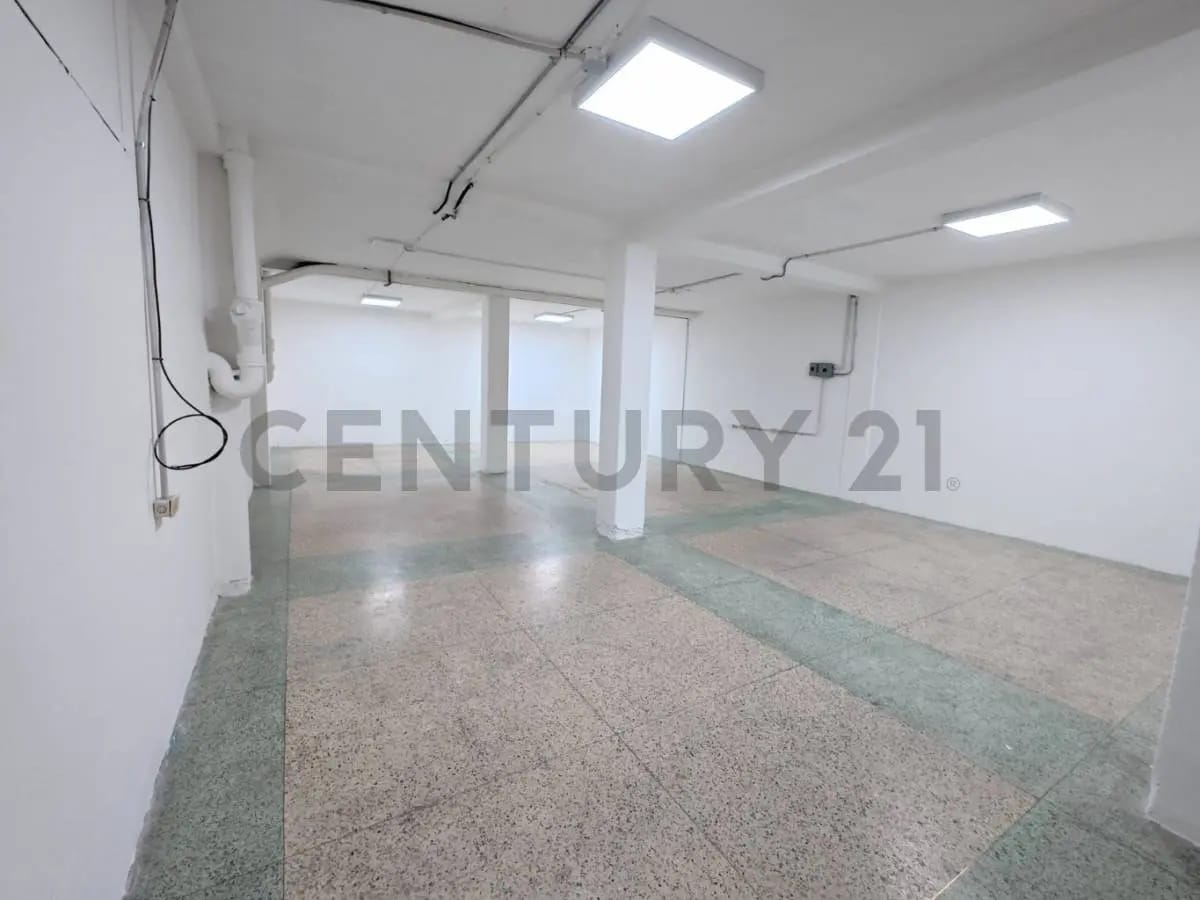 Local Comercial en Alquiler de Sabana Grande Caracas - 7