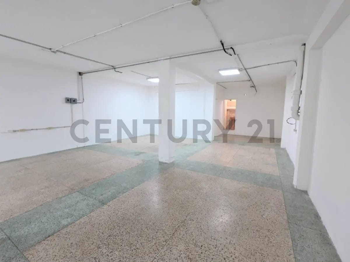 Local Comercial en Alquiler de Sabana Grande Caracas - 9