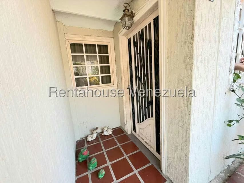 Townhouse (Duplex) en Venta en Andres Bello, Zulia - 3