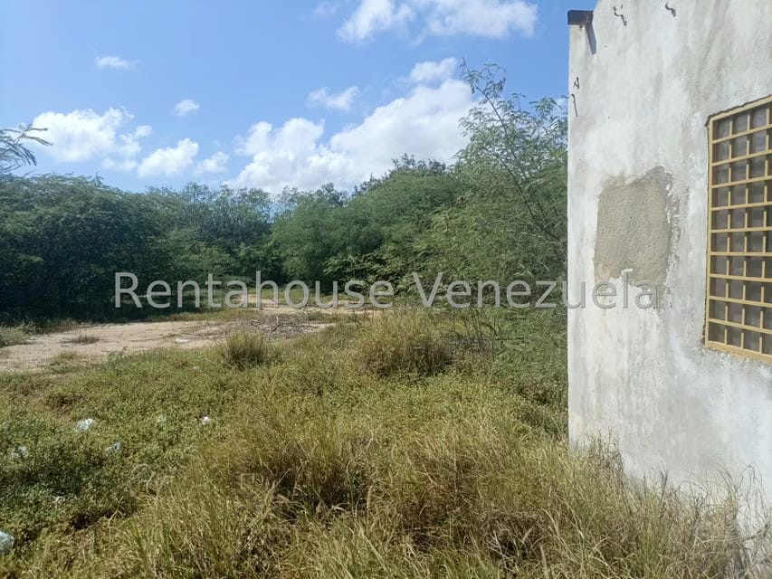 Terreno (Comercial) en Venta en Sector San Lorenzo, Nueva Esparta - 2