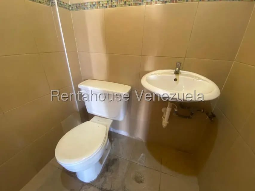 Comercial (Local Comercial) en Alquiler en Centro, Lara - 11