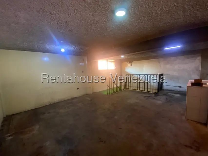 Comercial (Local Comercial) en Alquiler en Centro, Lara - 16