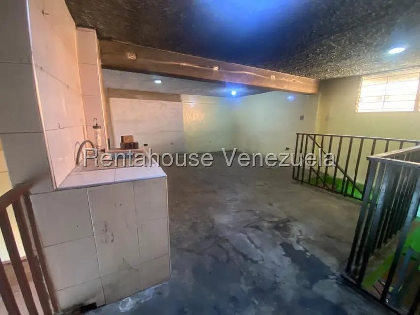 Comercial (Local Comercial) en Alquiler en Centro, Lara - 17