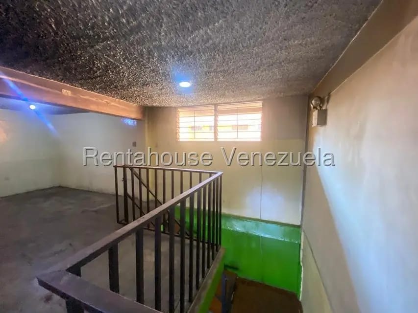 Comercial (Local Comercial) en Alquiler en Centro, Lara - 18