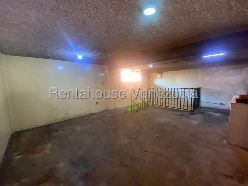 Comercial (Local Comercial) en Alquiler en Centro, Lara - 22