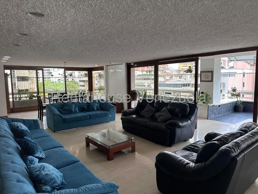 Apartamento (1 Nivel) en Venta en La Florida, Distrito Metropolitano - 13