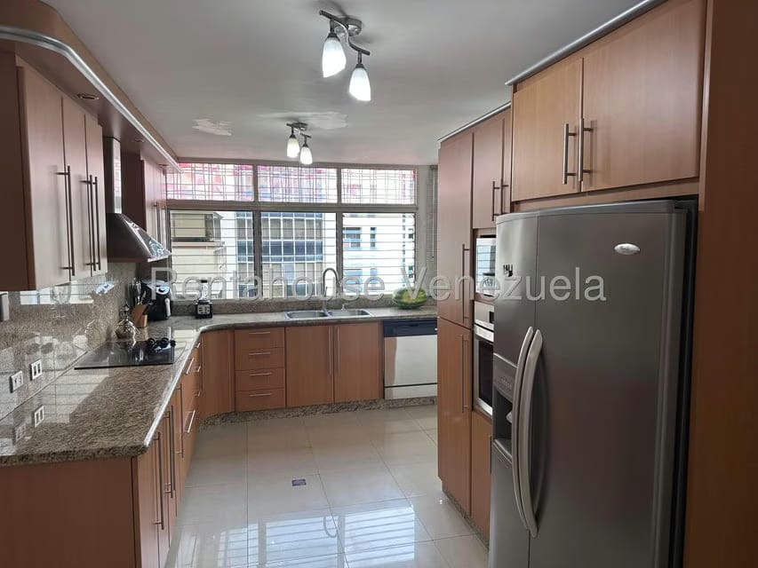 Apartamento (1 Nivel) en Venta en La Florida, Distrito Metropolitano - 21