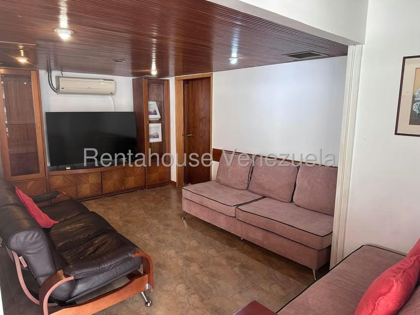 Apartamento (1 Nivel) en Venta en La Florida, Distrito Metropolitano - 25