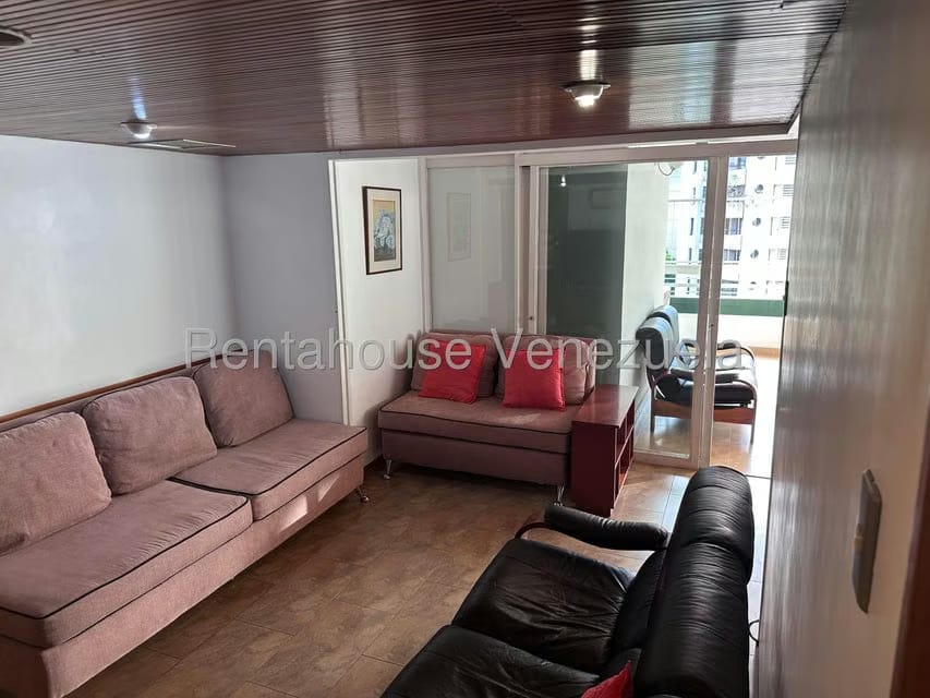 Apartamento (1 Nivel) en Venta en La Florida, Distrito Metropolitano - 28