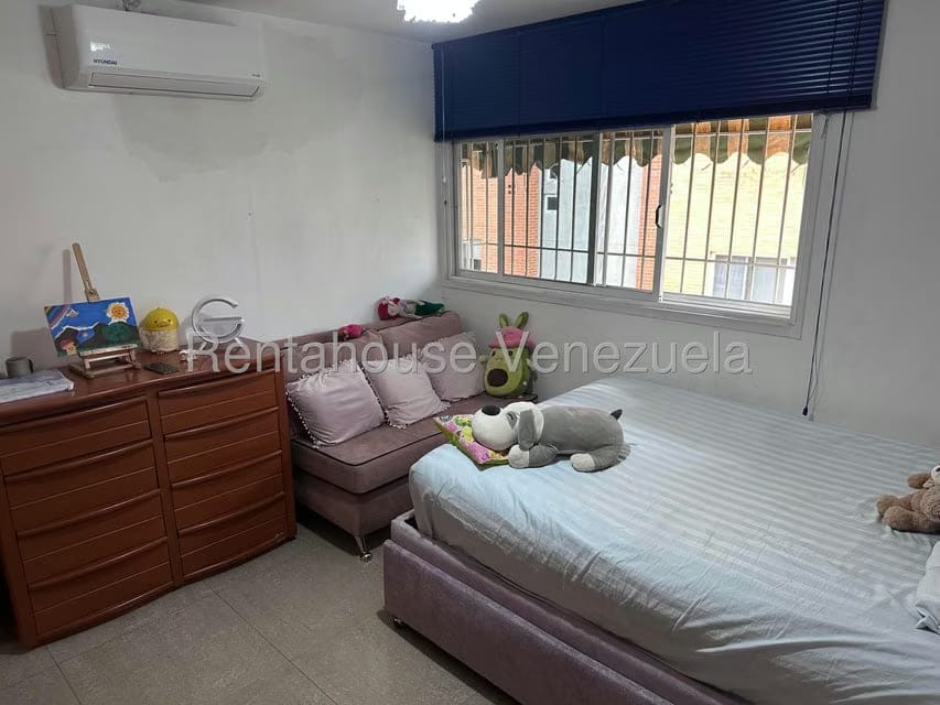 Apartamento (1 Nivel) en Venta en La Florida, Distrito Metropolitano - 33