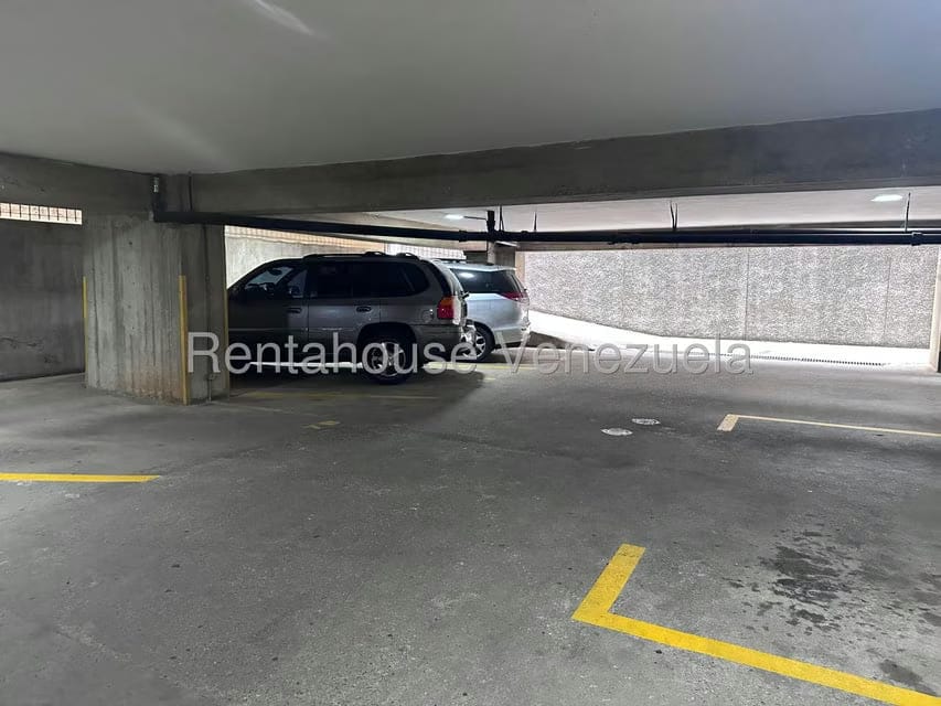 Apartamento (1 Nivel) en Venta en La Florida, Distrito Metropolitano - 46