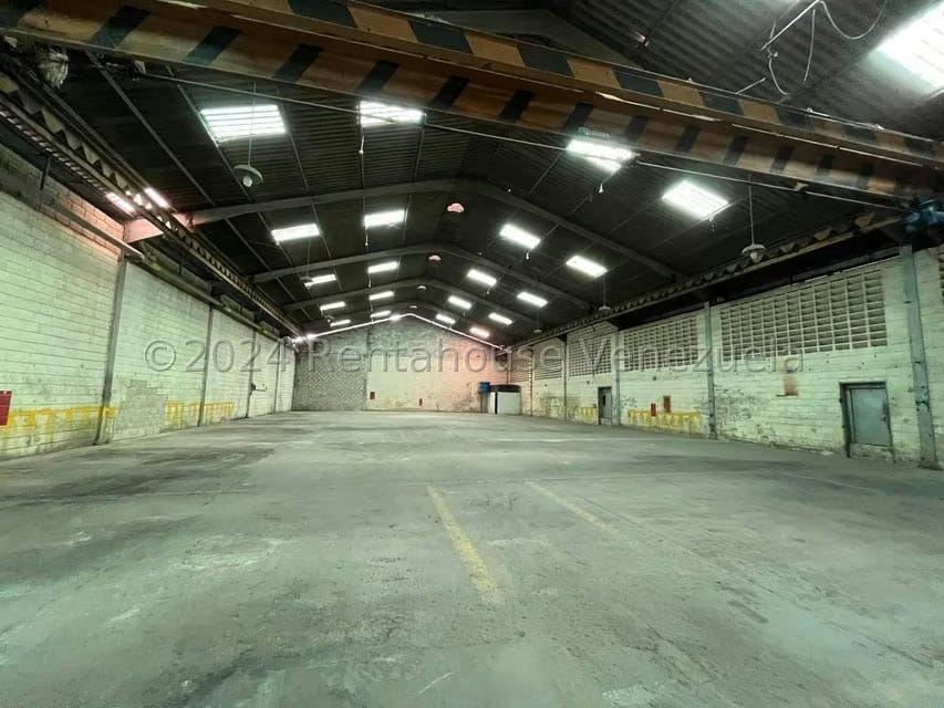 Comercial (Local Comercial) en Alquiler en Zona Industrial La Hamaca, Aragua - 15