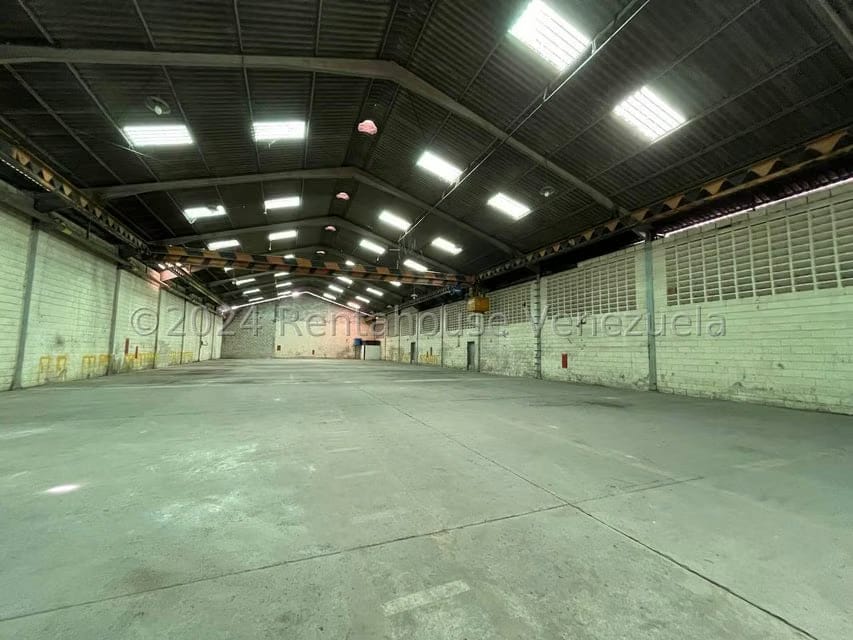 Comercial (Local Comercial) en Alquiler en Zona Industrial La Hamaca, Aragua - 9