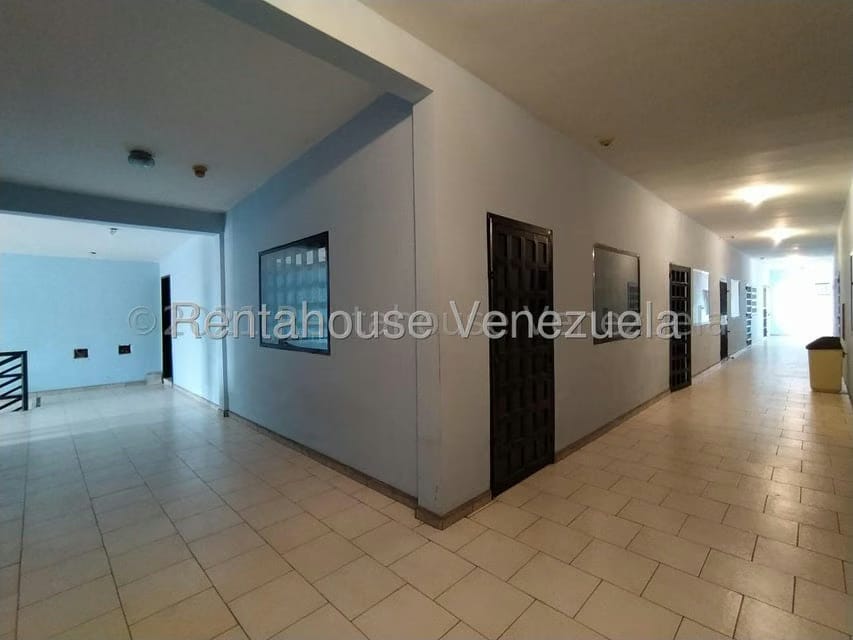 Comercial (Local Comercial) en Alquiler en Sabana Larga, Aragua - 3