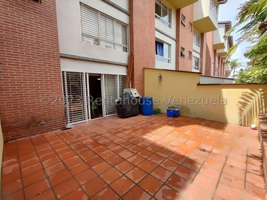 Apartamento (Duplex) en Venta en Loma Linda, Distrito Metropolitano - 17