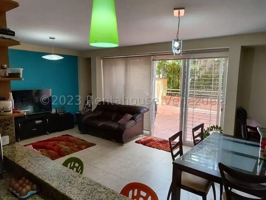 Apartamento (Duplex) en Venta en Loma Linda, Distrito Metropolitano - 8