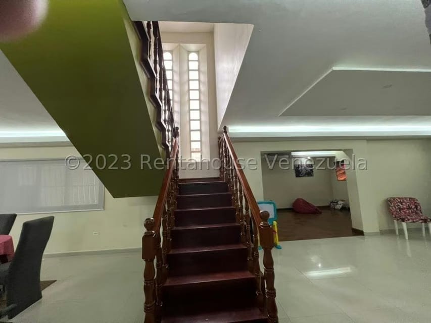 Casa (Duplex) en Venta en Colinas de Bello Monte, Distrito Metropolitano - 13