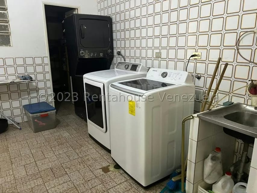 Casa (Duplex) en Venta en Colinas de Bello Monte, Distrito Metropolitano - 18