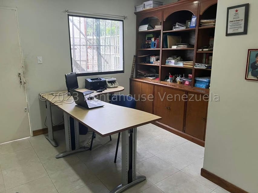 Casa (Duplex) en Venta en Colinas de Bello Monte, Distrito Metropolitano - 27
