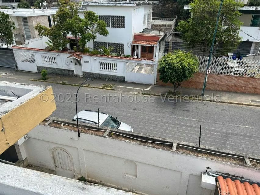 Casa (Duplex) en Venta en Colinas de Bello Monte, Distrito Metropolitano - 32