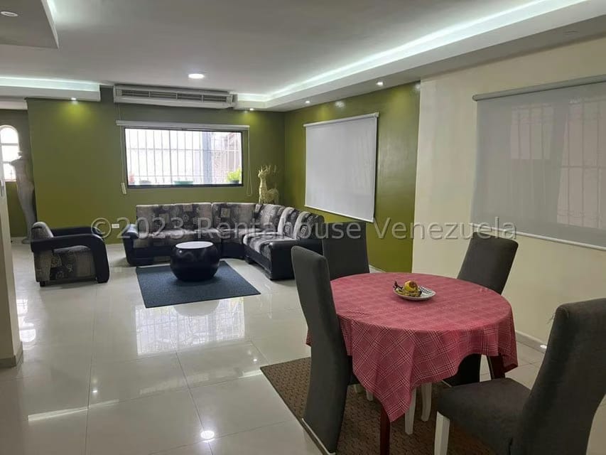 Casa (Duplex) en Venta en Colinas de Bello Monte, Distrito Metropolitano - 10
