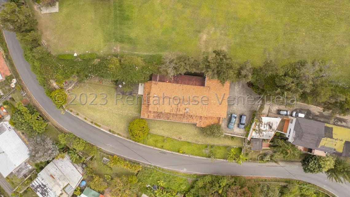 Casa (Multipes Niveles) en Venta en El Junko Country Club, Vargas - 2