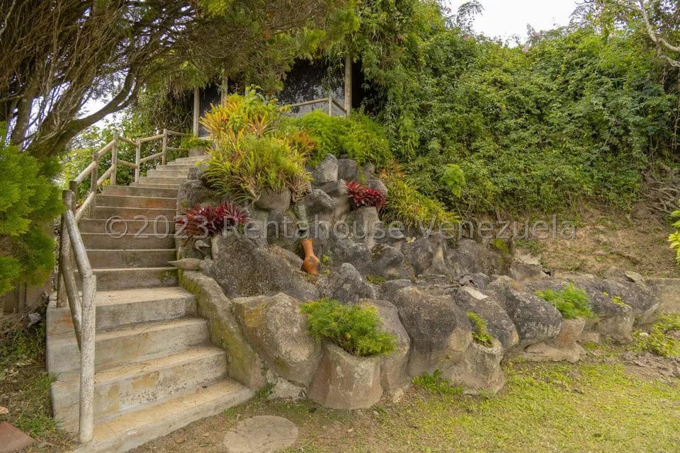 Casa (Multipes Niveles) en Venta en El Junko Country Club, Vargas - 25