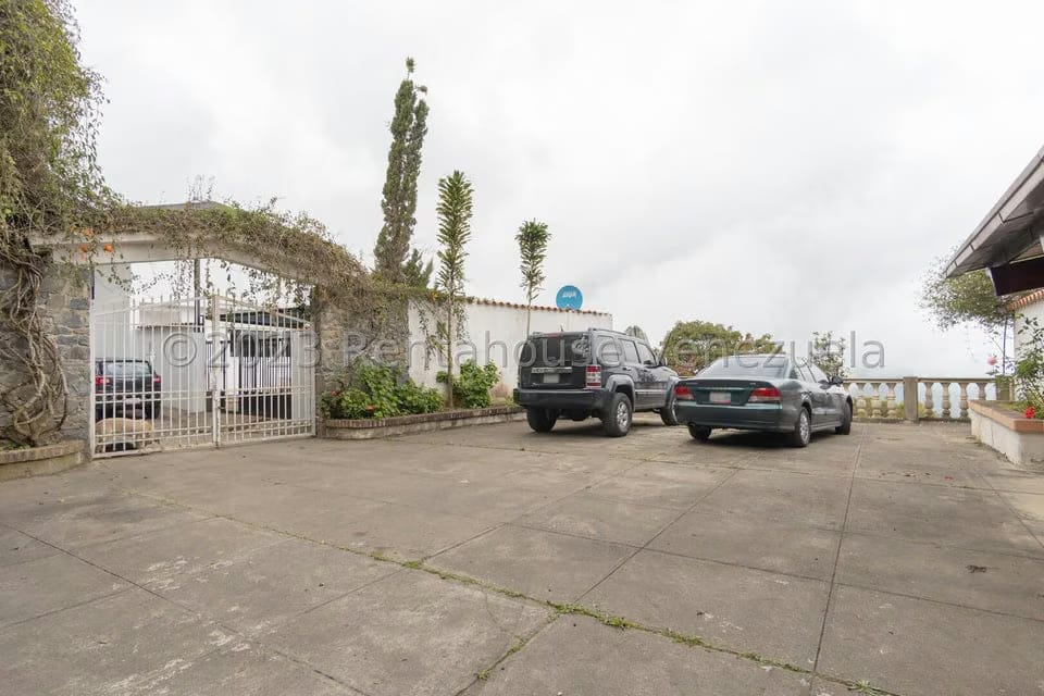 Casa (Multipes Niveles) en Venta en El Junko Country Club, Vargas - 37