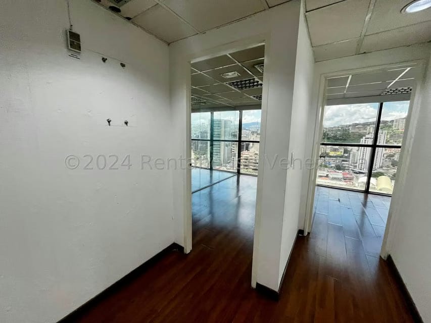 Comercial (Oficina) en Venta en El Bosque, Distrito Metropolitano - 21