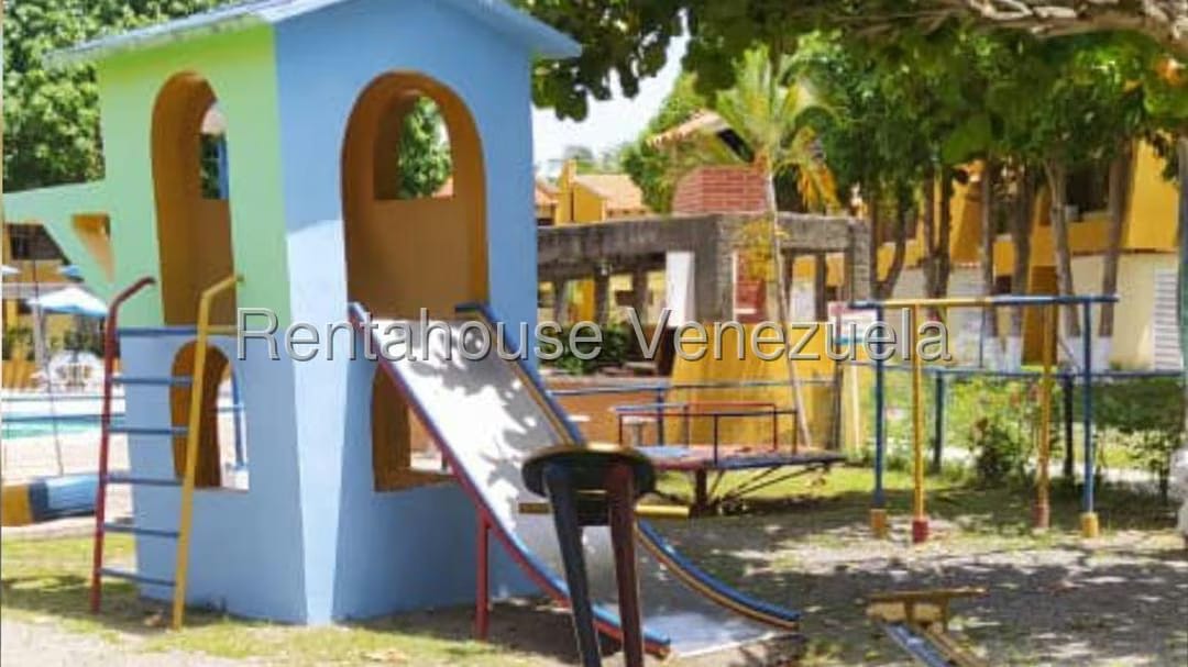 Townhouse (Duplex) en Venta en Los Canales de Rio Chico, Miranda - 16