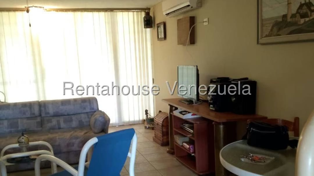 Townhouse (Duplex) en Venta en Los Canales de Rio Chico, Miranda - 3
