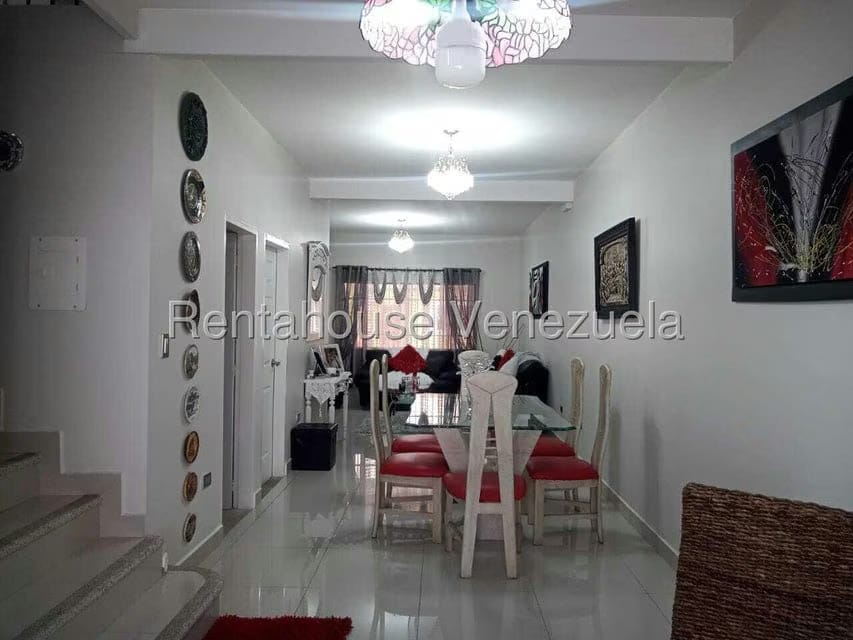 Townhouse (Duplex) en Venta en Avenida los Proceres, Merida - 28