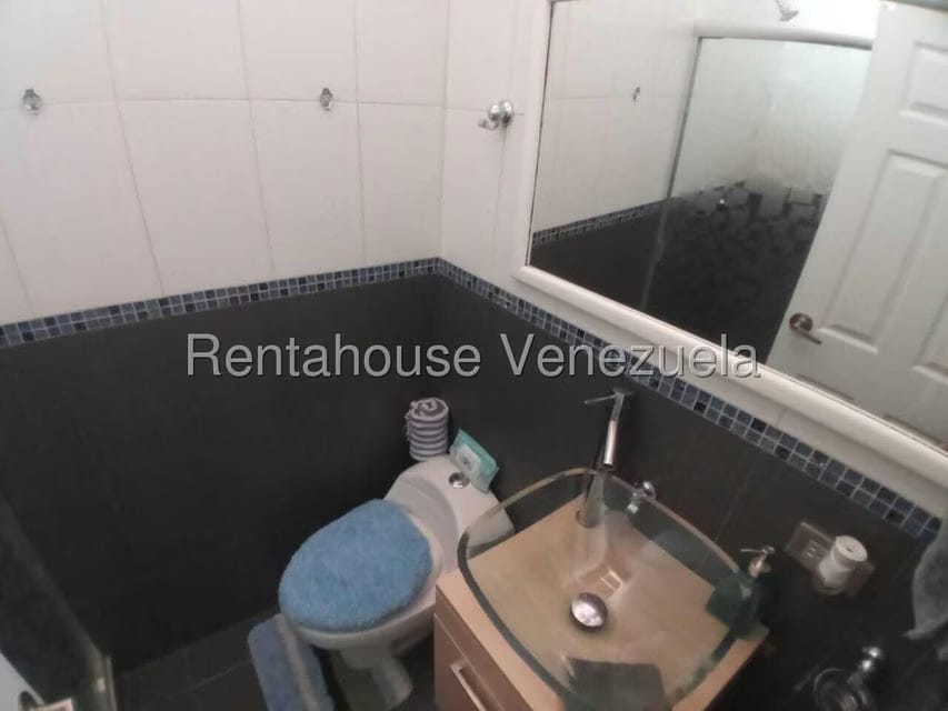 Townhouse (Duplex) en Venta en Avenida los Proceres, Merida - 67