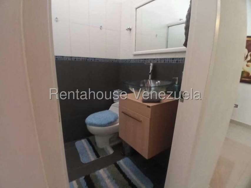 Townhouse (Duplex) en Venta en Avenida los Proceres, Merida - 72