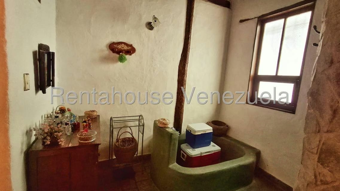 Casa (Colonial) en Venta en Barici, Lara - 27